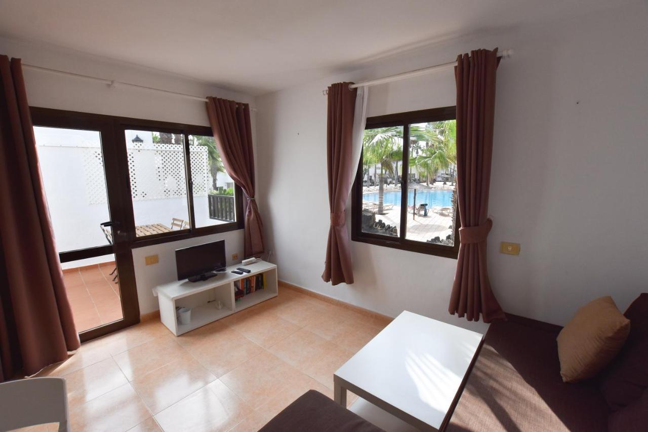 Book Jet - Oasis Pool View Apartment Corralejo Exterior photo